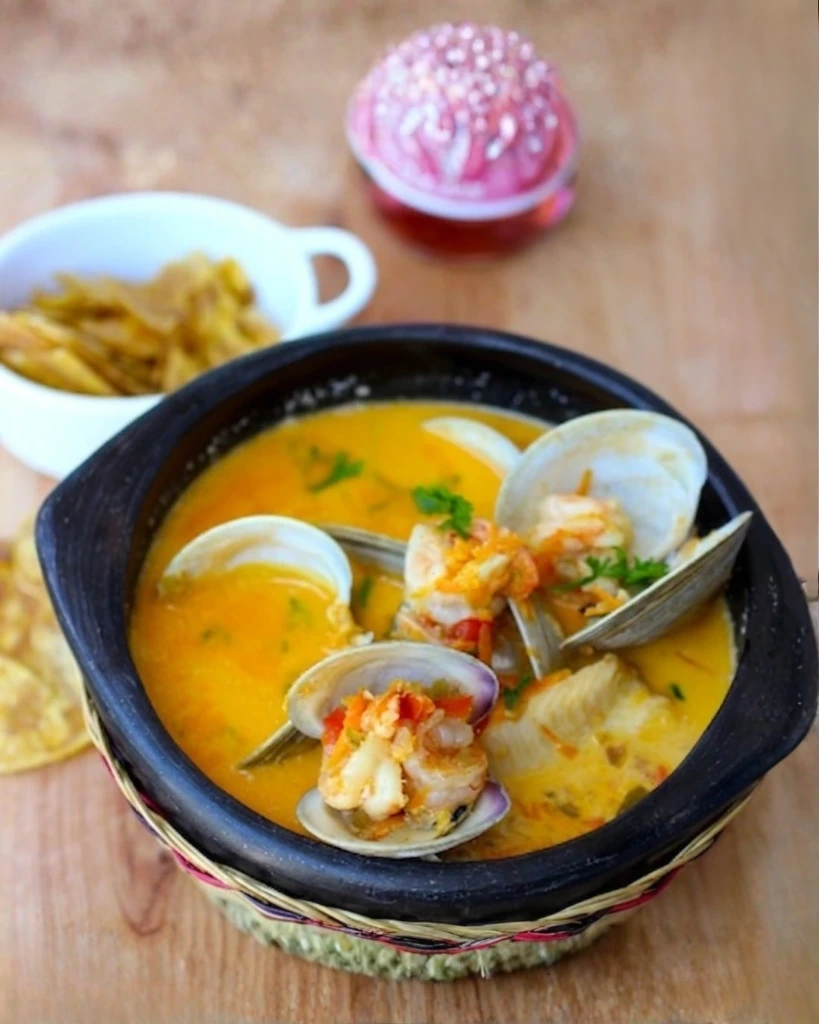 CAZUELA DE FRUTOS DEL MAR AL TERMIDOR