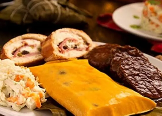 PLATO NAVIDEÑO